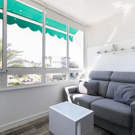 Apartment Tropical Paradise: A 5 Min Del mar